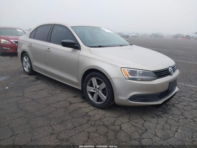 Volkswagen Jetta 2.0l S Image 1