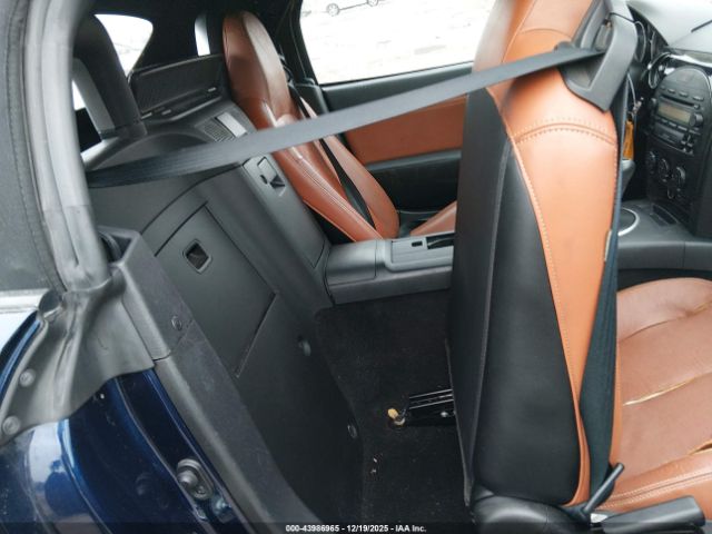 Mazda Mx-5 Grand Touring Image 9