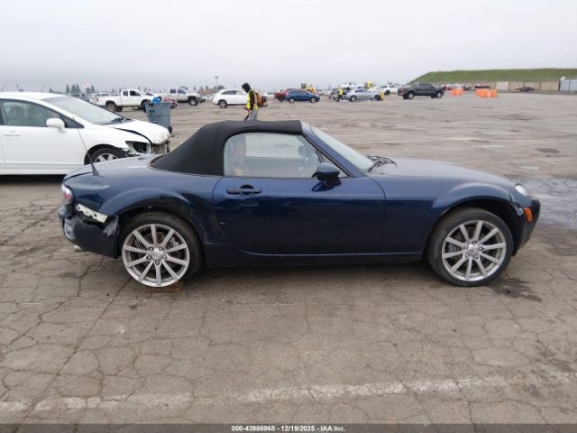Mazda Mx-5 Grand Touring Image 14