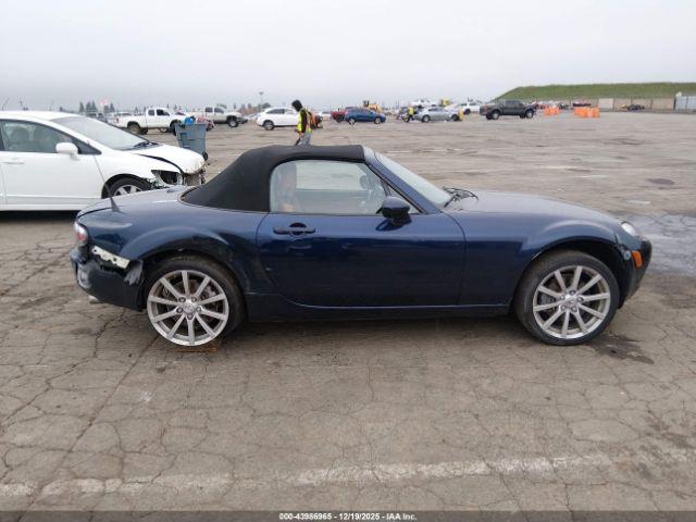 Mazda Mx-5 Grand Touring Image 14