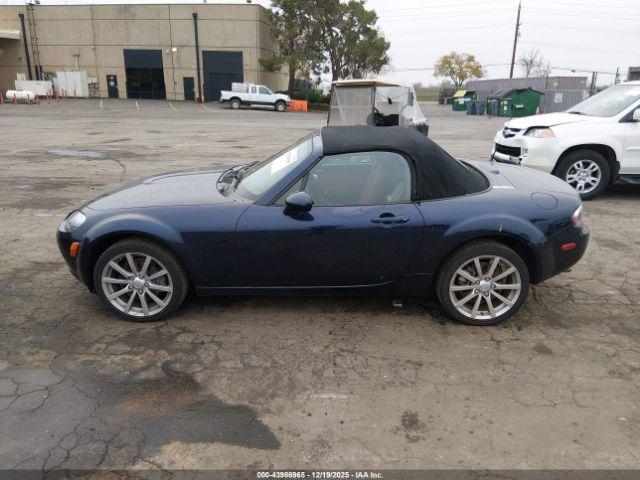 Mazda Mx-5 Grand Touring Image 13