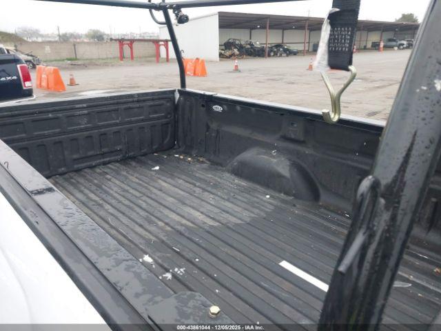 Chevrolet Silverado 1500 Wt Image 4