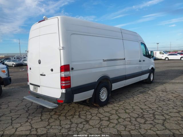 Mercedes-Benz Sprinter 2500 High Roof Image 3