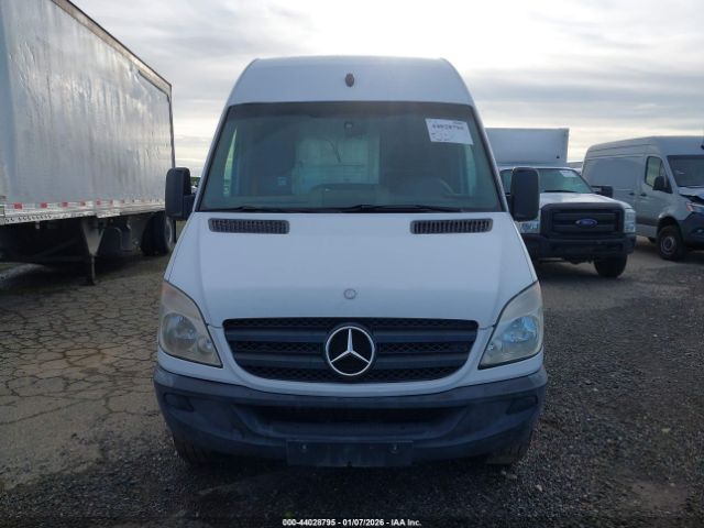 Mercedes-Benz Sprinter 2500 High Roof Image 16