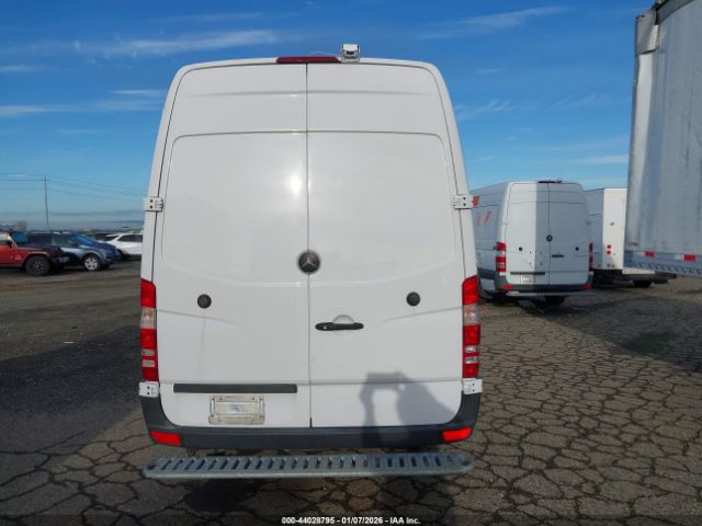 Mercedes-Benz Sprinter 2500 High Roof Image 12