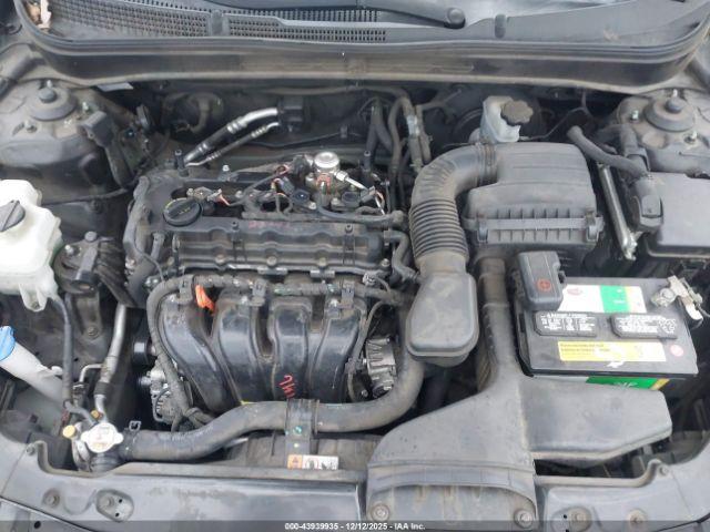 Hyundai SONATA Gls Image 9